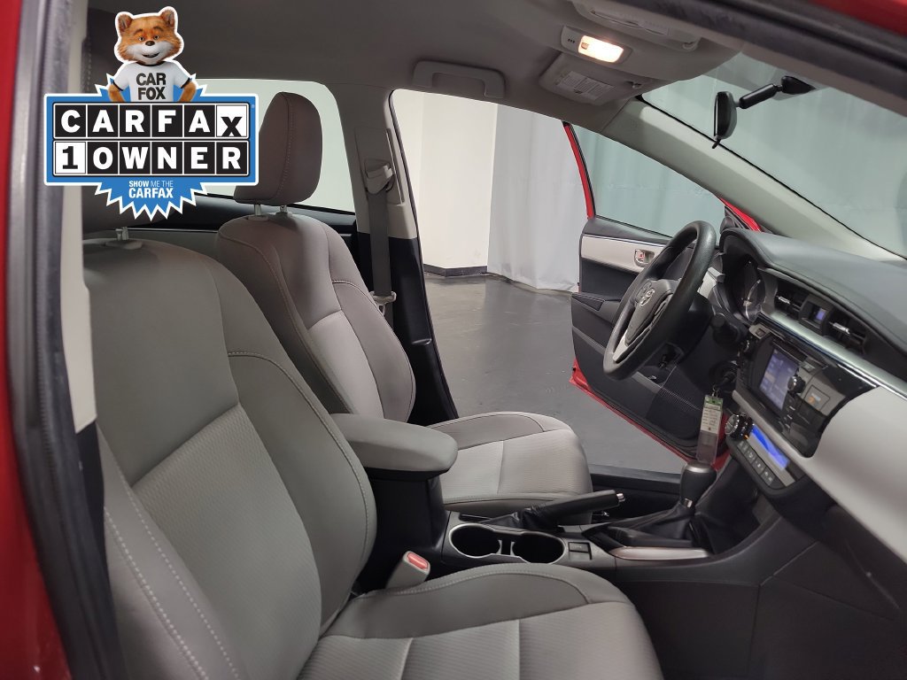 Used 2014 Toyota Corolla LE FWD image 29