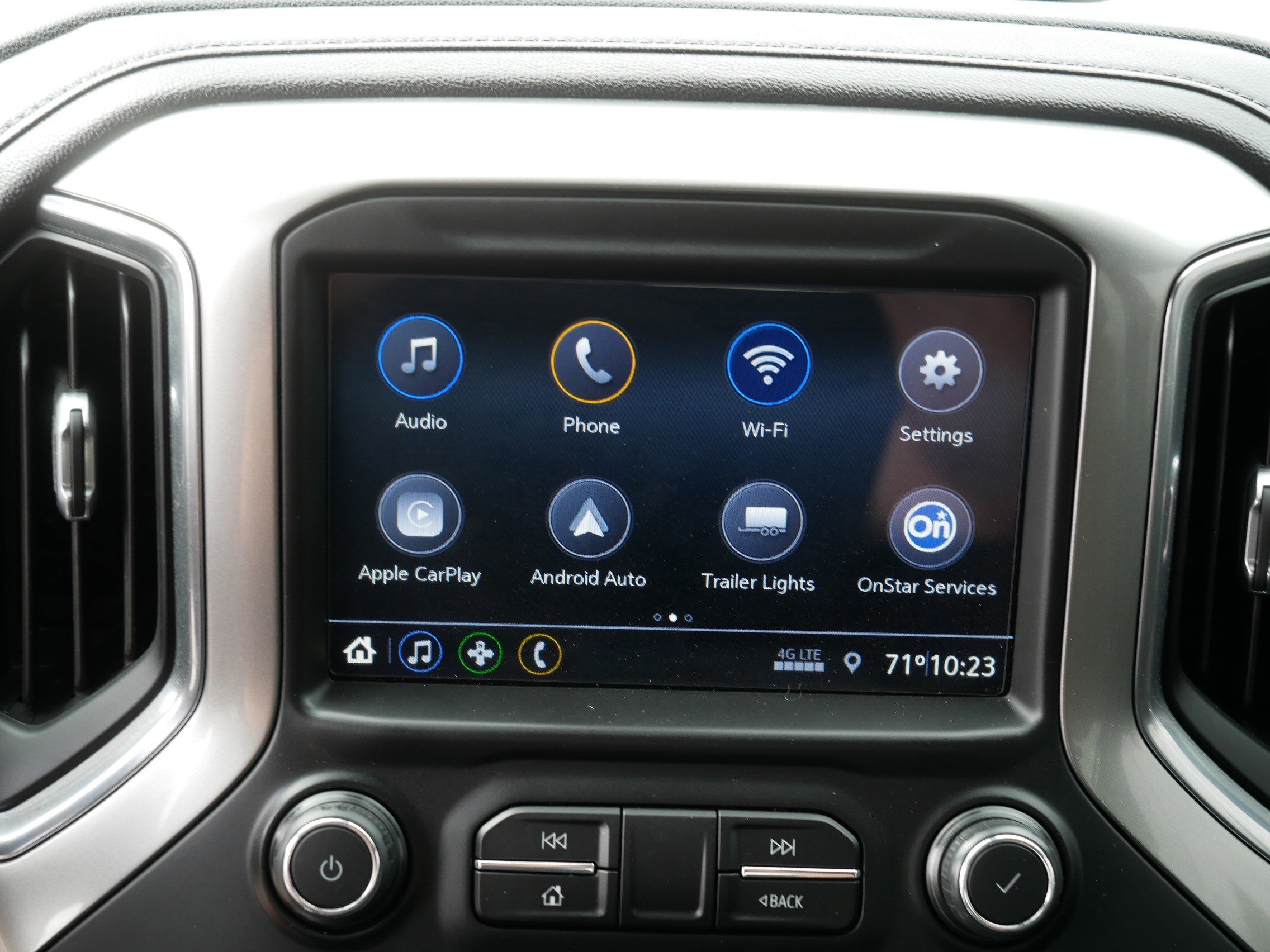 Used 2019 Chevrolet Silverado 1500 LT Trail Boss w/ Convenience Package AWD/4WD image 30