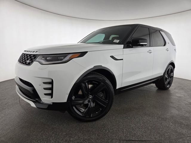 New 2025 Land Rover Discovery Dynamic SE image 1