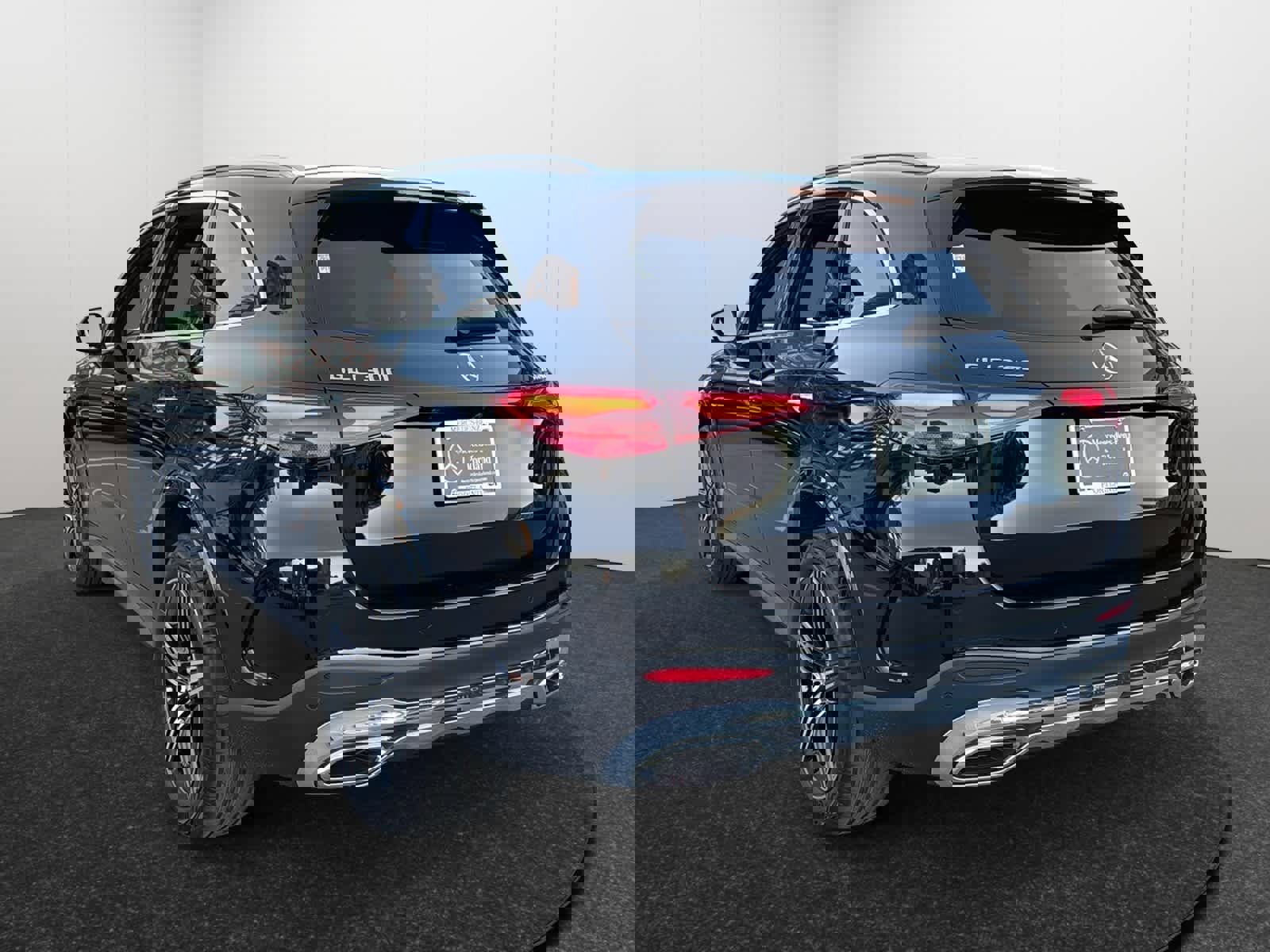 New 2026 Mercedes-Benz GLC 300 4MATIC image 6