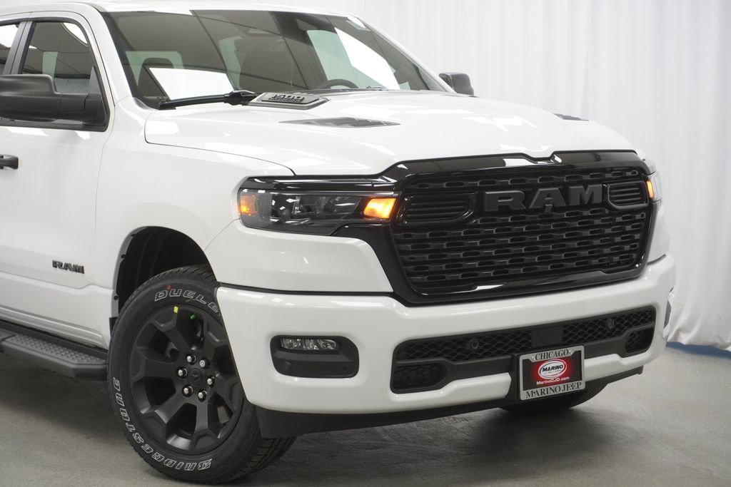 New 2026 RAM 1500 Express AWD/4WD image 3
