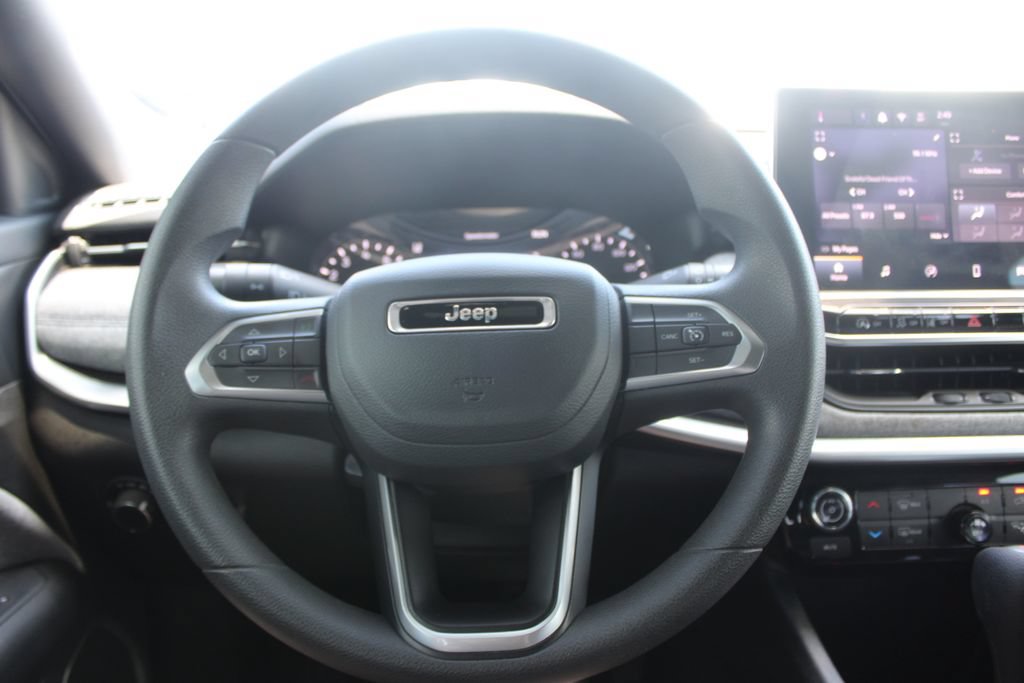 Used 2024 Jeep Compass Sport AWD/4WD image 34
