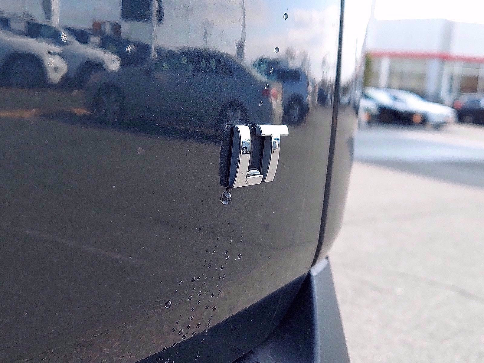 Used 2019 Chevrolet Traverse LT image 30