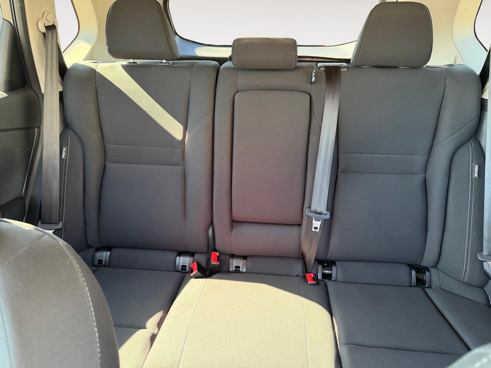Used 2024 Nissan Rogue S AWD/4WD image 13