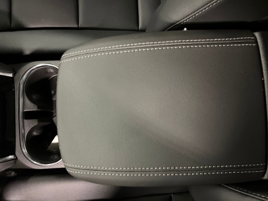 New 2026 GMC Canyon Elevation w/ Convenience Package image 26