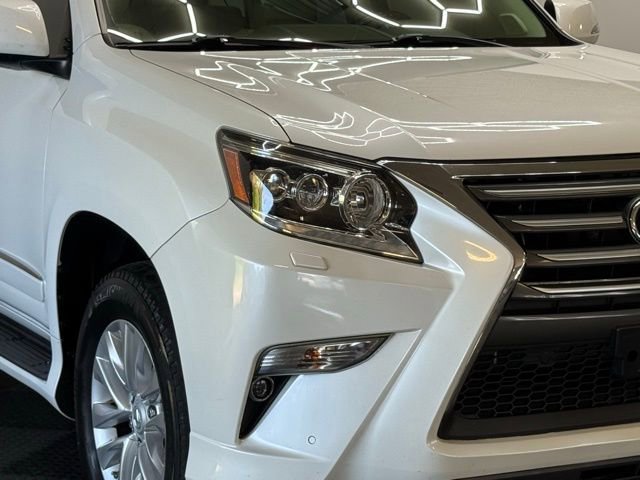 Used 2018 Lexus GX 460 Premium image 2