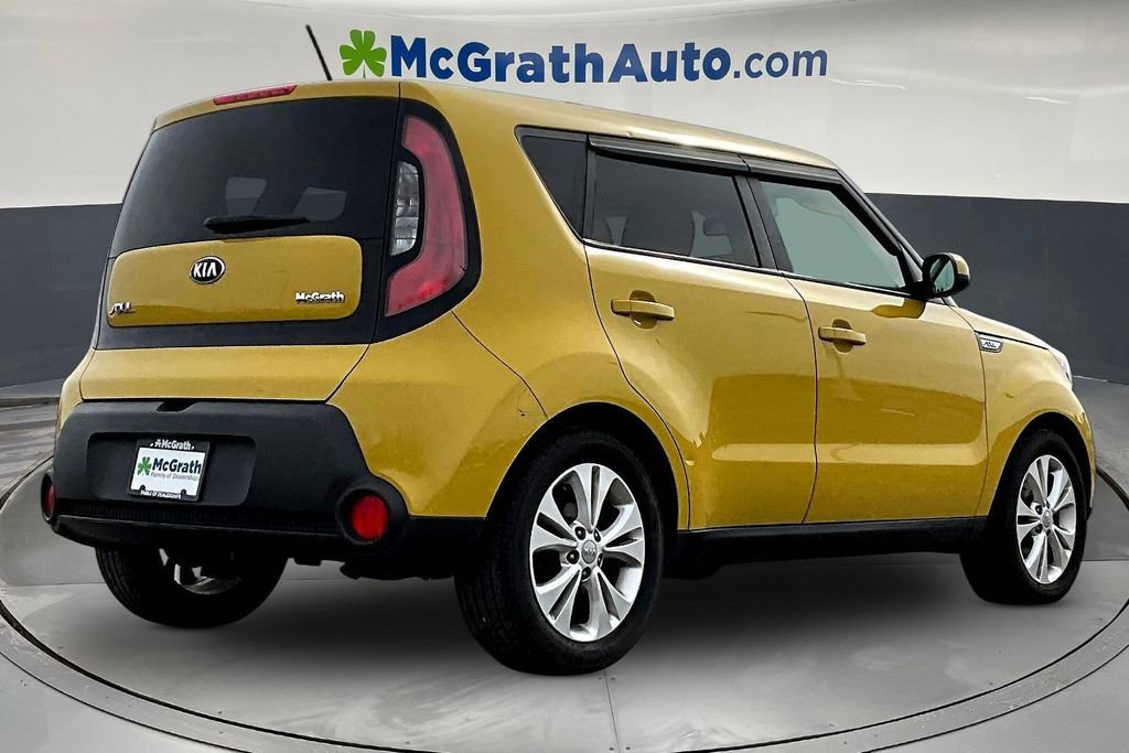 Used 2015 Kia Soul + FWD image 6