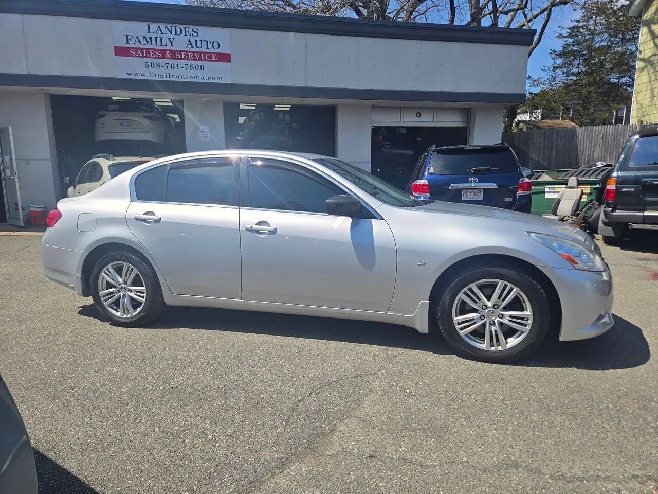 Used 2013 INFINITI G37 x Sedan w/ Premium Pkg AWD/4WD image 26