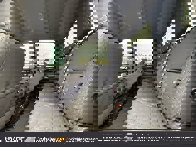 Used 2024 Chevrolet Silverado 2500 LT AWD/4WD image 32