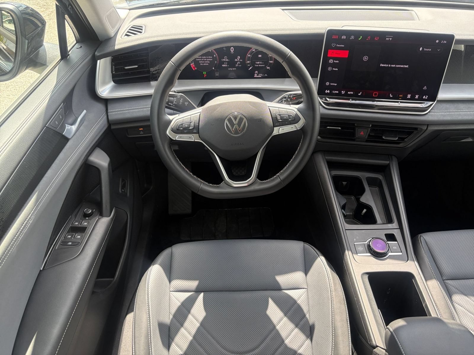 Used 2026 Volkswagen Tiguan SE AWD/4WD image 29