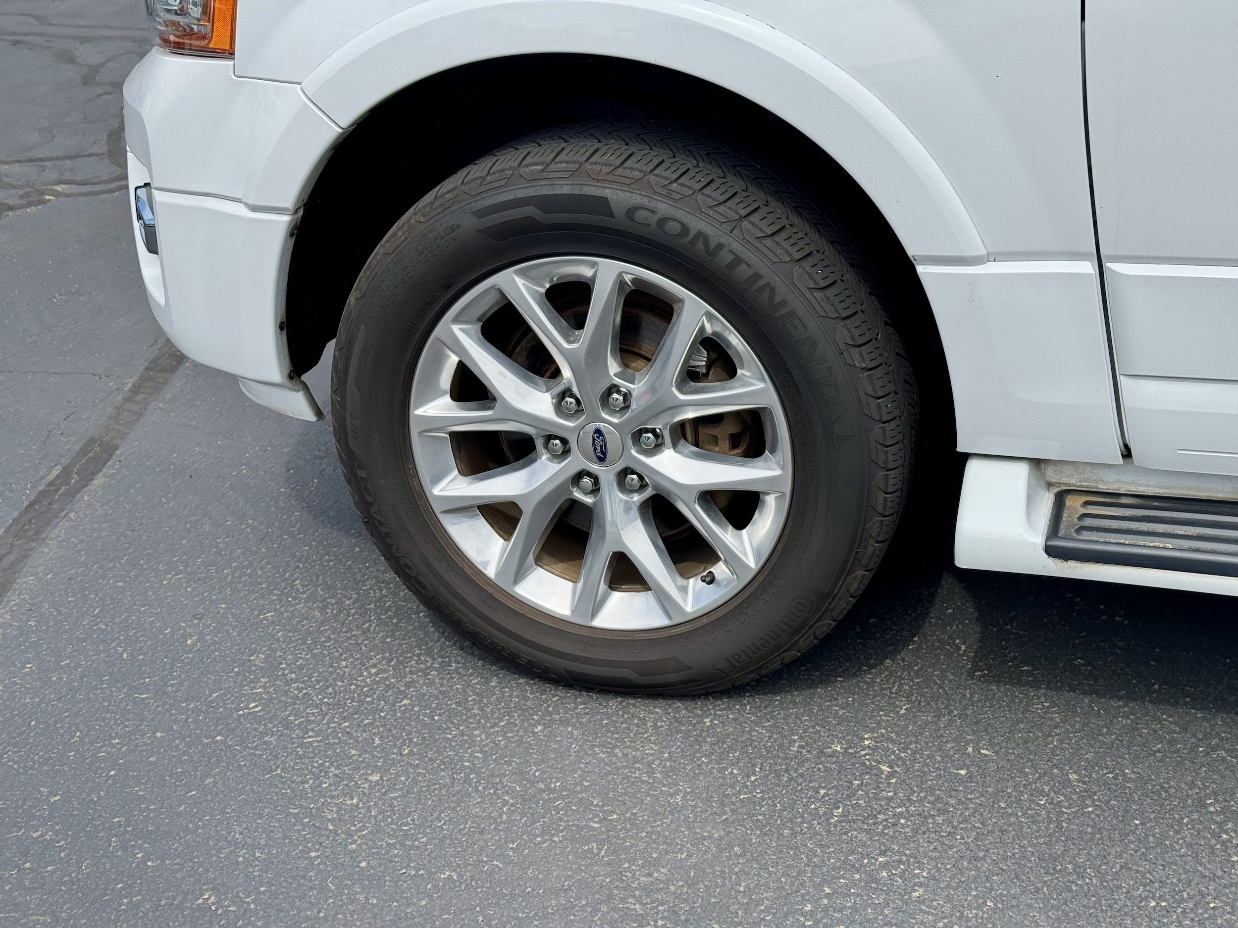 Used 2017 Ford Expedition Limited AWD/4WD image 8