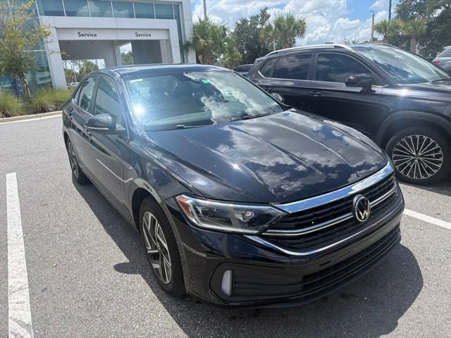 Certified 2024 Volkswagen Jetta SEL FWD image 5