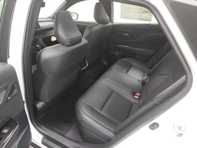 New 2026 Toyota Crown Platinum image 16