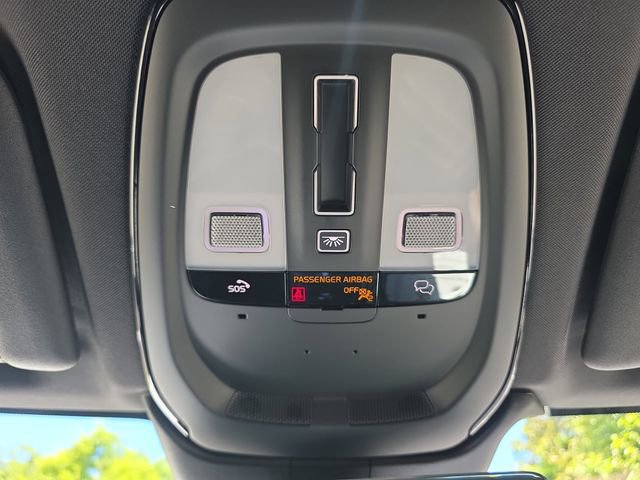 Used 2023 Volvo XC60 B5 Plus w/ Protection Package Premier FWD image 36