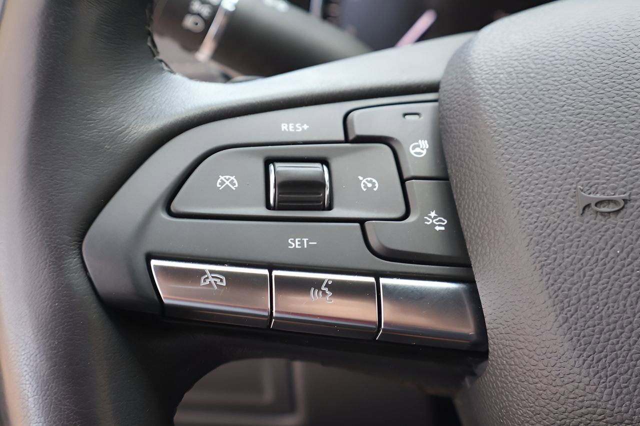 Used 2023 Cadillac XT4 Premium Luxury image 23