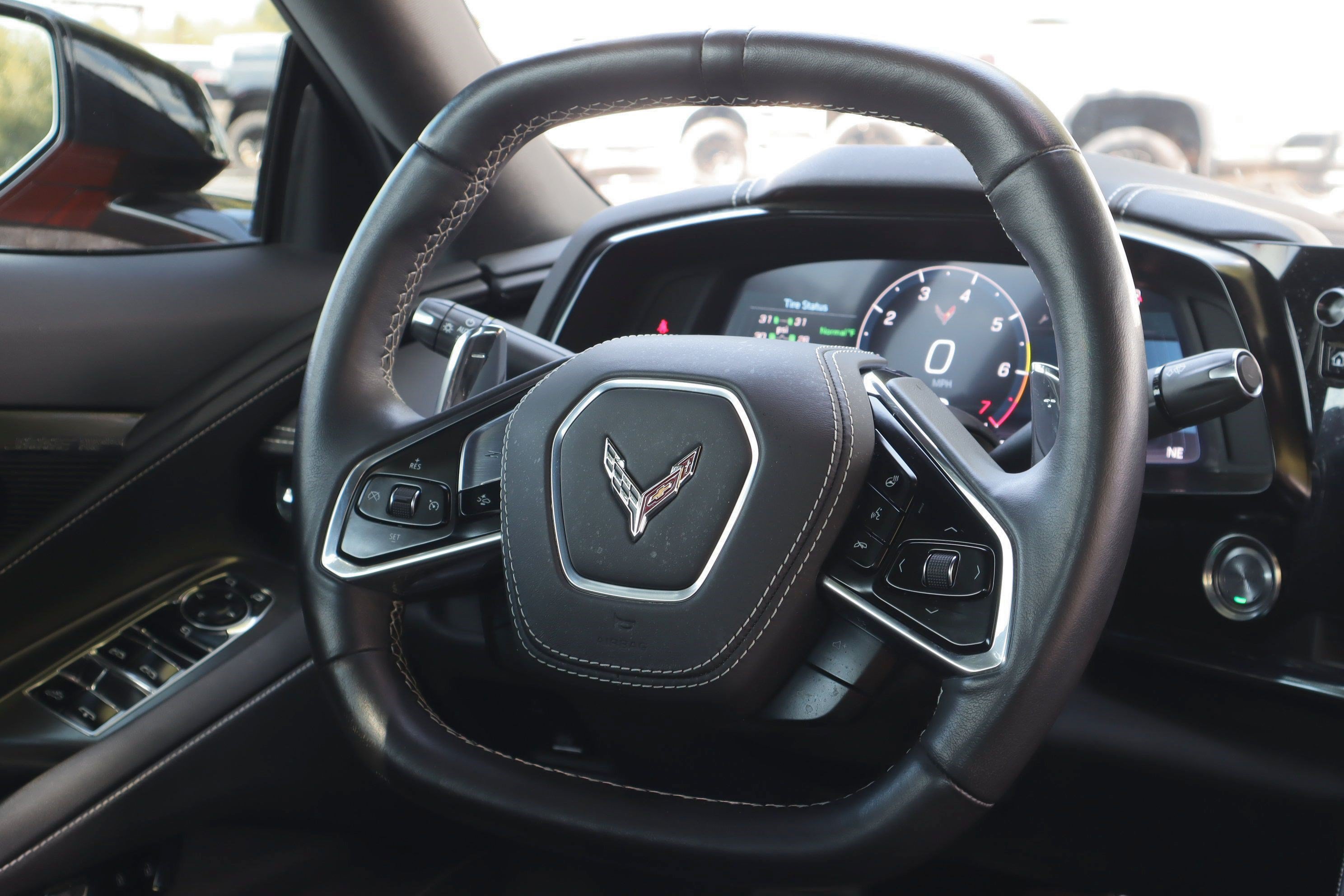 Used 2025 Chevrolet Corvette Stingray Preferred Conv w/ Z51 Performance Package RWD image 19