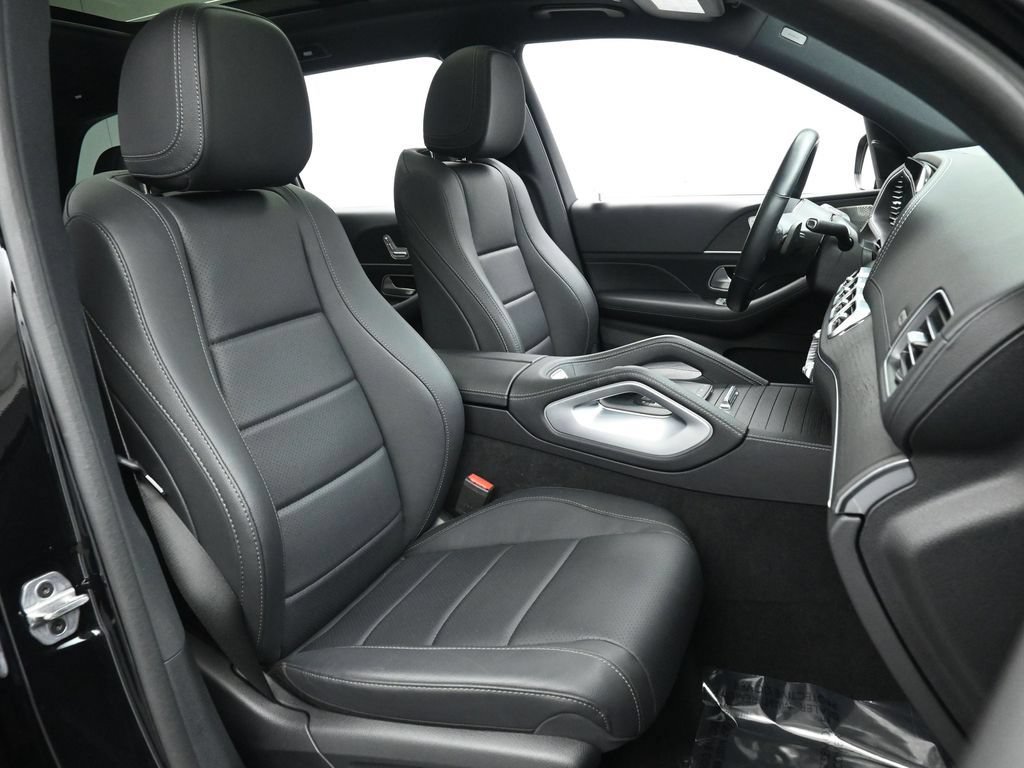 Used 2022 Mercedes-Benz GLS 450 4MATIC image 29