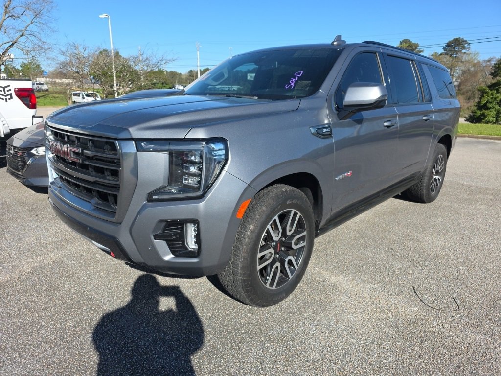Used 2021 GMC Yukon XL AT4 w/ AT4 Premium Plus Package image 2