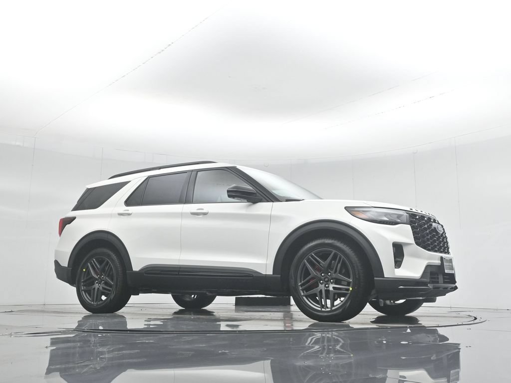New 2026 Ford Explorer ST w/ Sun And Sound Package AWD/4WD image 3