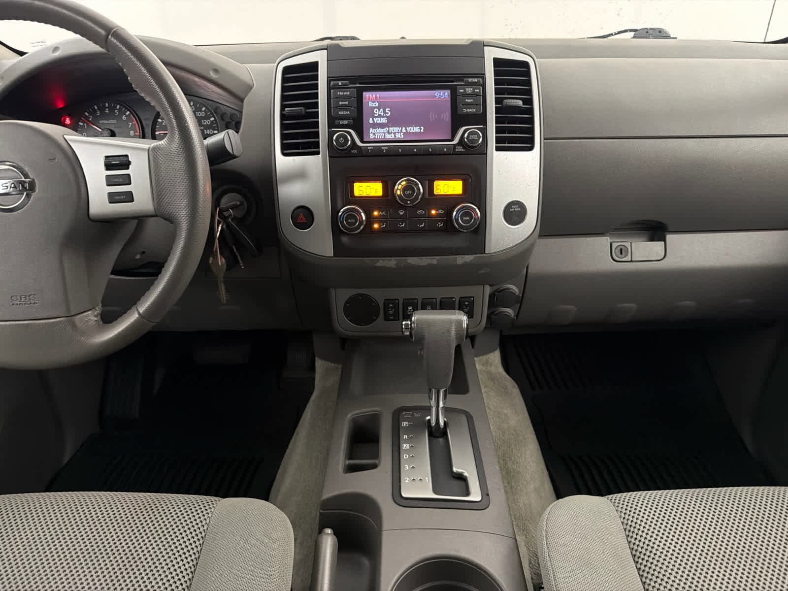 Used 2016 Nissan Frontier SV w/ SV Value Truck Package RWD image 18
