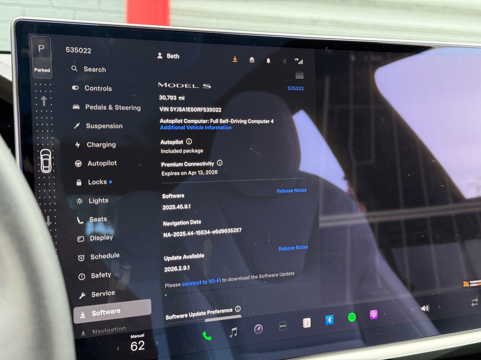Used 2024 Tesla Model S image 28