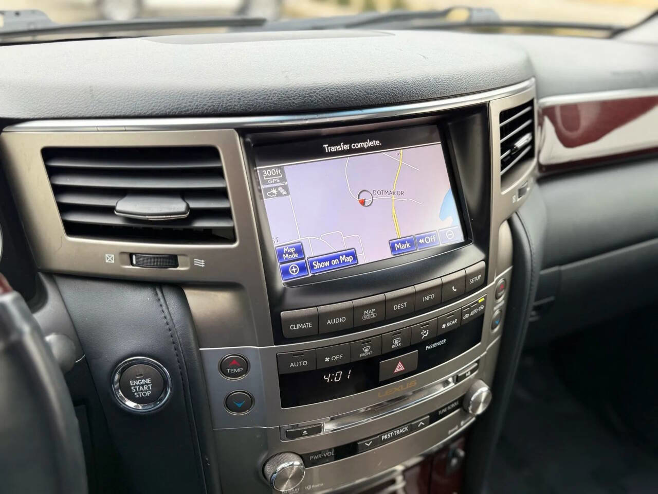 Used 2014 Lexus LX 570 4WD image 23