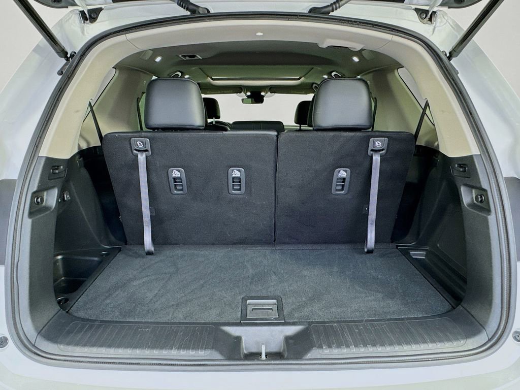 Used 2025 Honda Pilot Touring image 35