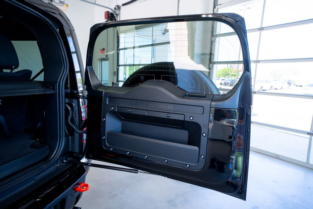 Used 2026 Land Rover Defender 130 X AWD/4WD image 54