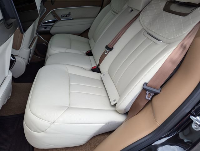 New 2025 Land Rover Range Rover SV AWD/4WD image 15