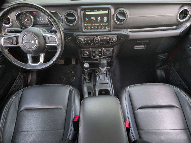 Certified 2022 Jeep Wrangler Unlimited Sahara w/ Cold Weather Group AWD/4WD image 18
