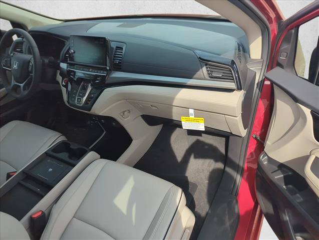 New 2027 Honda Odyssey Touring image 4