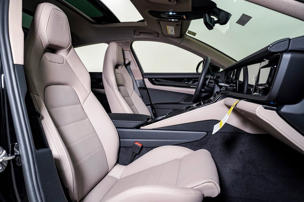New 2026 Porsche Panamera 4 image 15