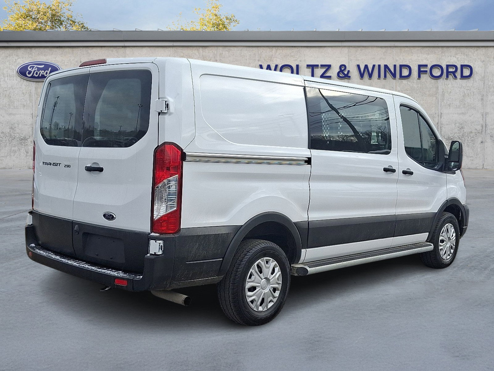 Used 2024 Ford Transit 250 Low Roof w/ Exterior Upgrade Package image 6