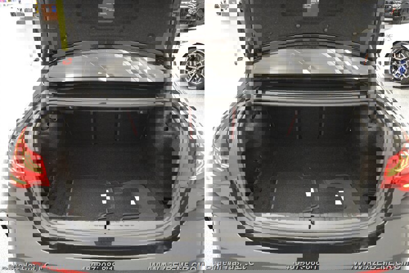 Used 2025 BMW 430i Coupe w/ M Sport Package RWD image 37