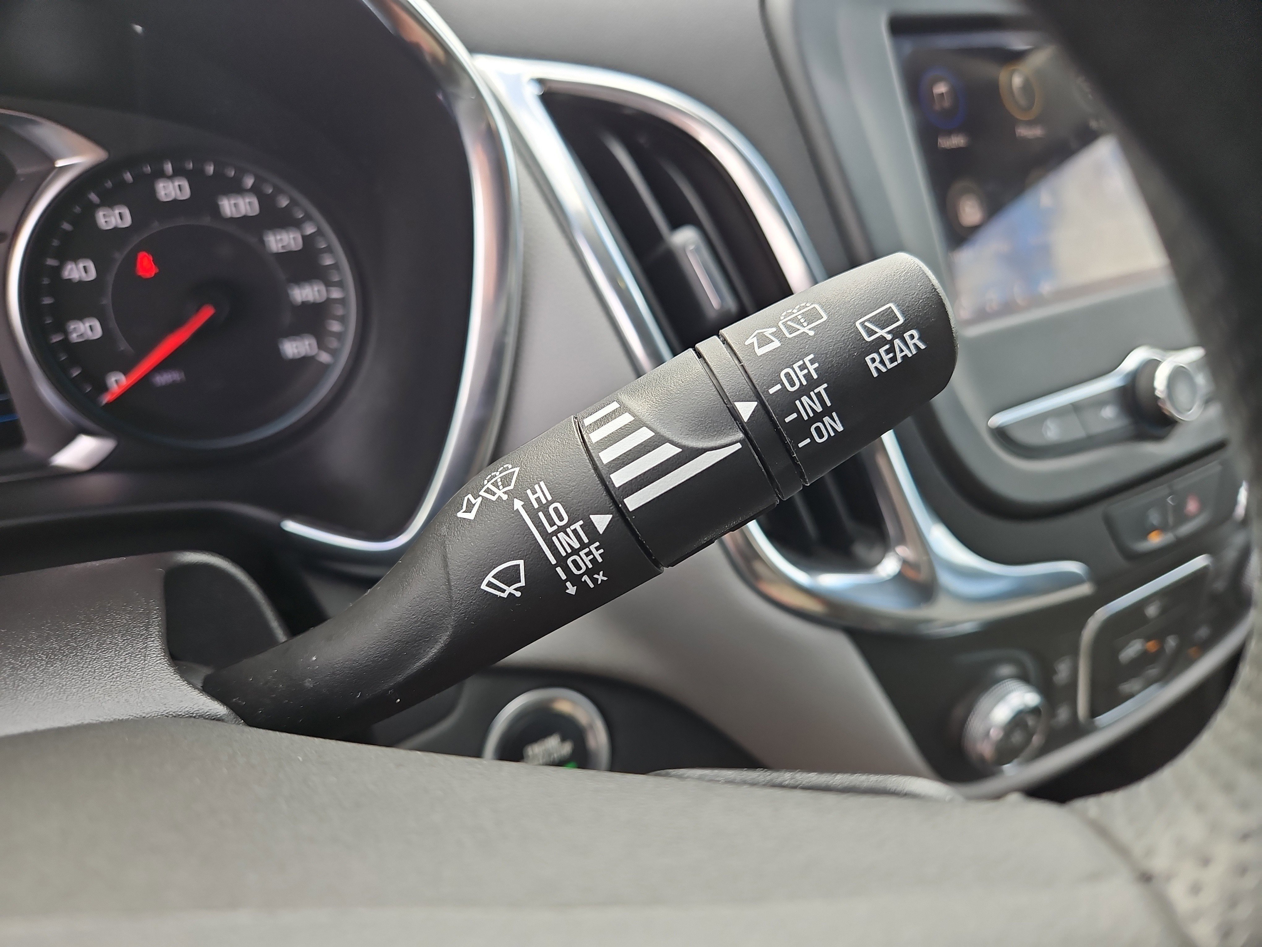 Used 2024 Chevrolet Equinox LS w/ LS Convenience Package FWD image 22