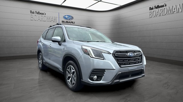 Used 2023 Subaru Forester Premium AWD/4WD image 2