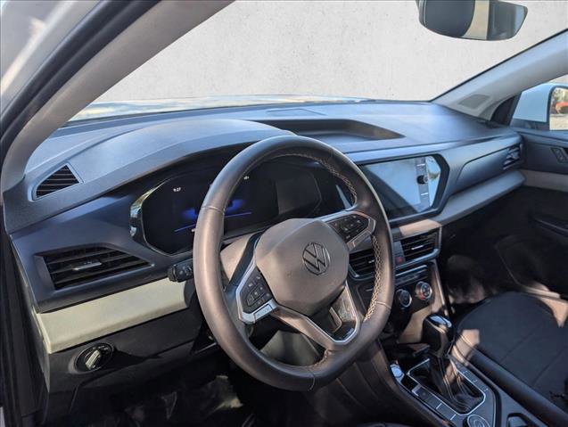 Used 2023 Volkswagen Taos SE image 11