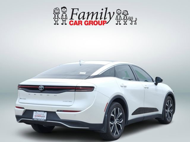 Used 2024 Toyota Crown AWD/4WD image 4