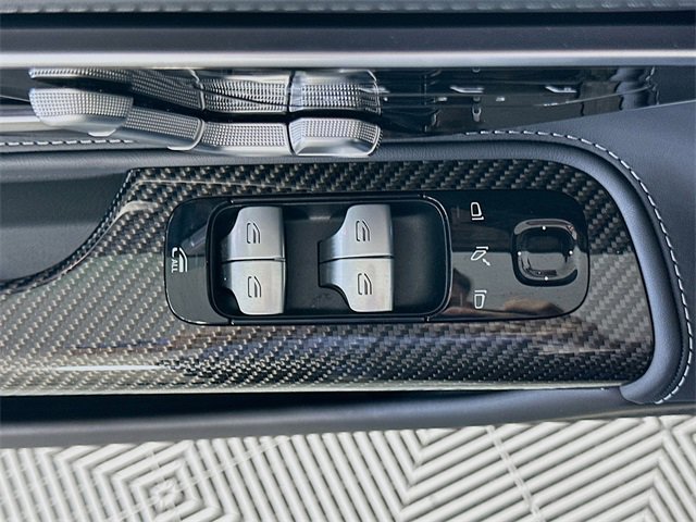 Certified 2022 Mercedes-Benz SL 63 AMG 4MATIC image 18