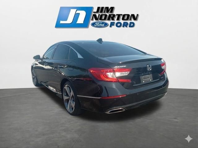 Used 2018 Honda Accord Touring image 7