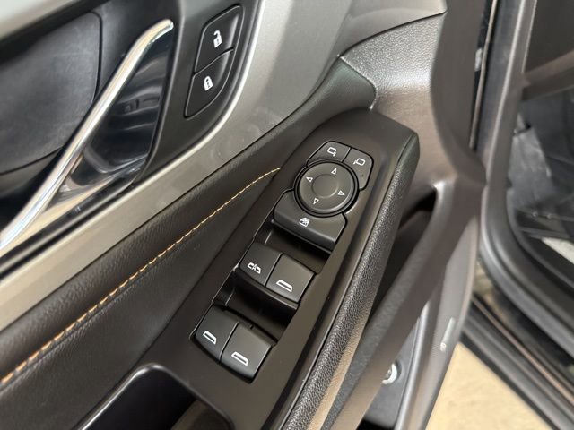 Used 2019 Chevrolet Traverse LT w/ LT Premium Package FWD image 14