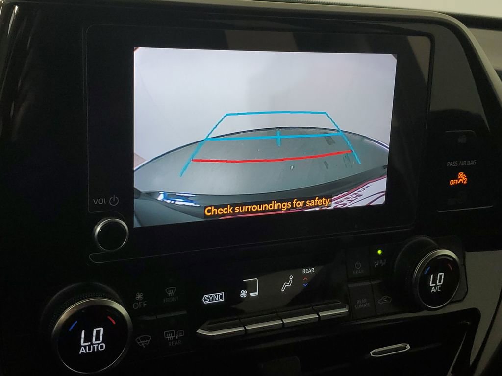 Used 2023 Toyota Highlander LE image 20