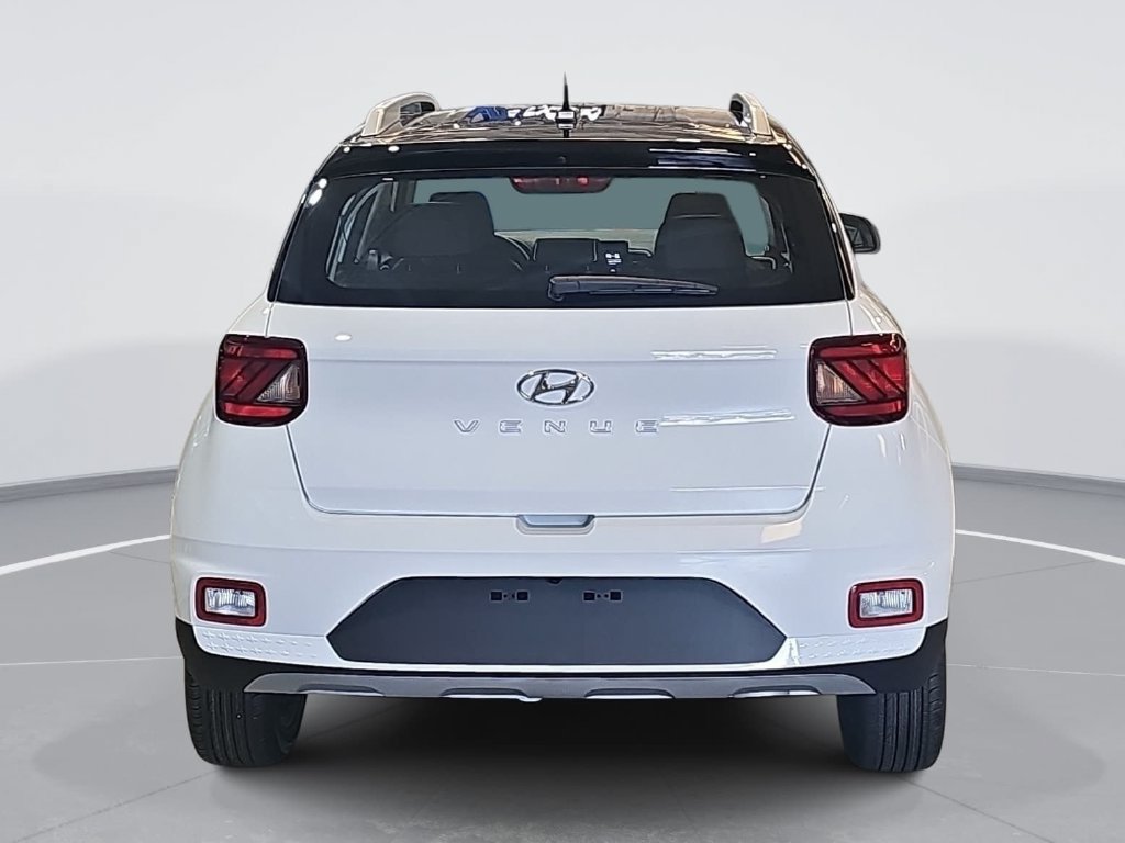 New 2026 Hyundai Venue SEL FWD image 6