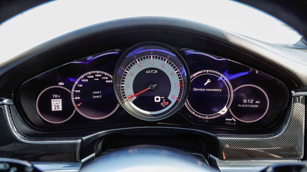 Used 2019 Porsche Panamera GTS image 28