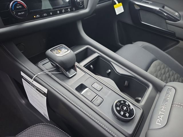 New 2025 Nissan Pathfinder S image 26