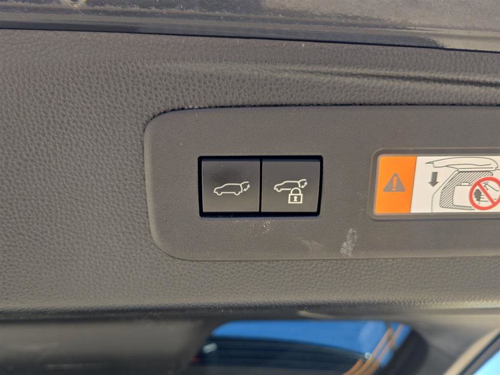 Used 2024 Toyota Land Cruiser image 19