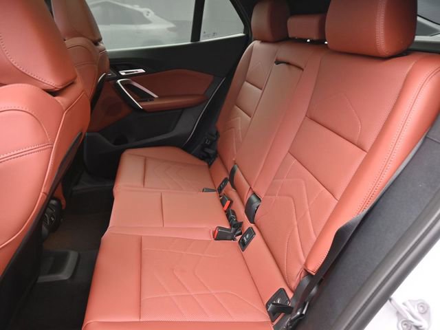 New 2026 BMW X2 xDrive28i w/ Convenience Package image 10