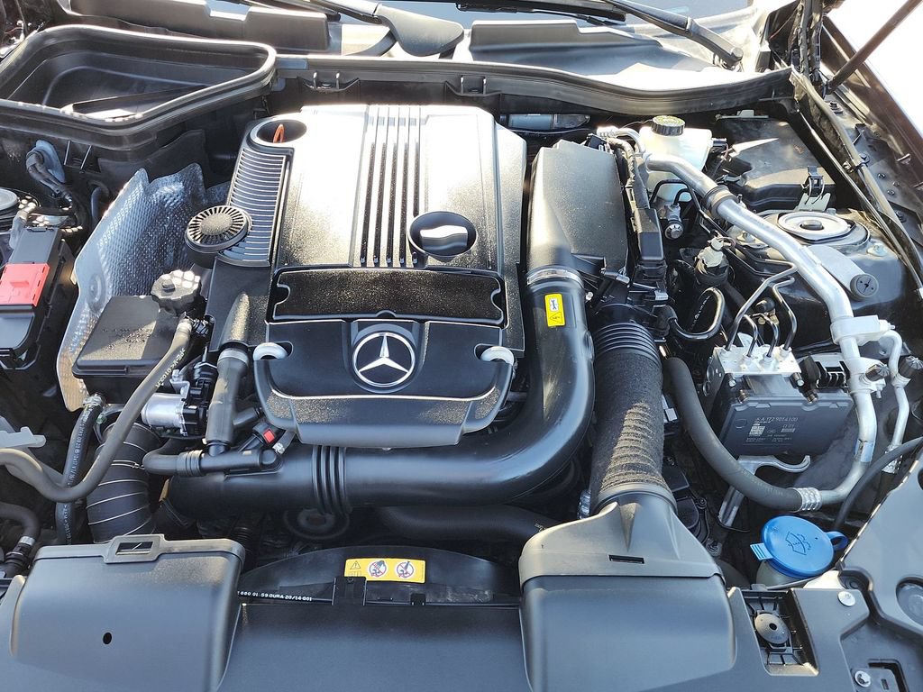 Used 2015 Mercedes-Benz SLK 250 image 24