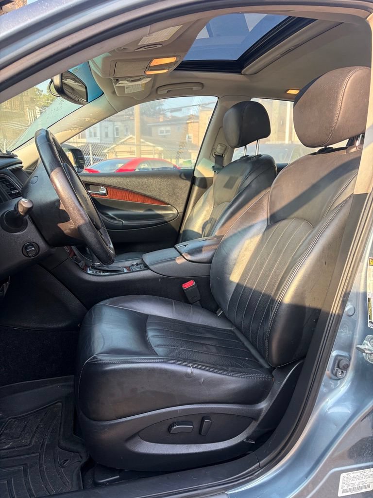 Used 2016 INFINITI QX50 AWD w/ Premium Plus Package image 2
