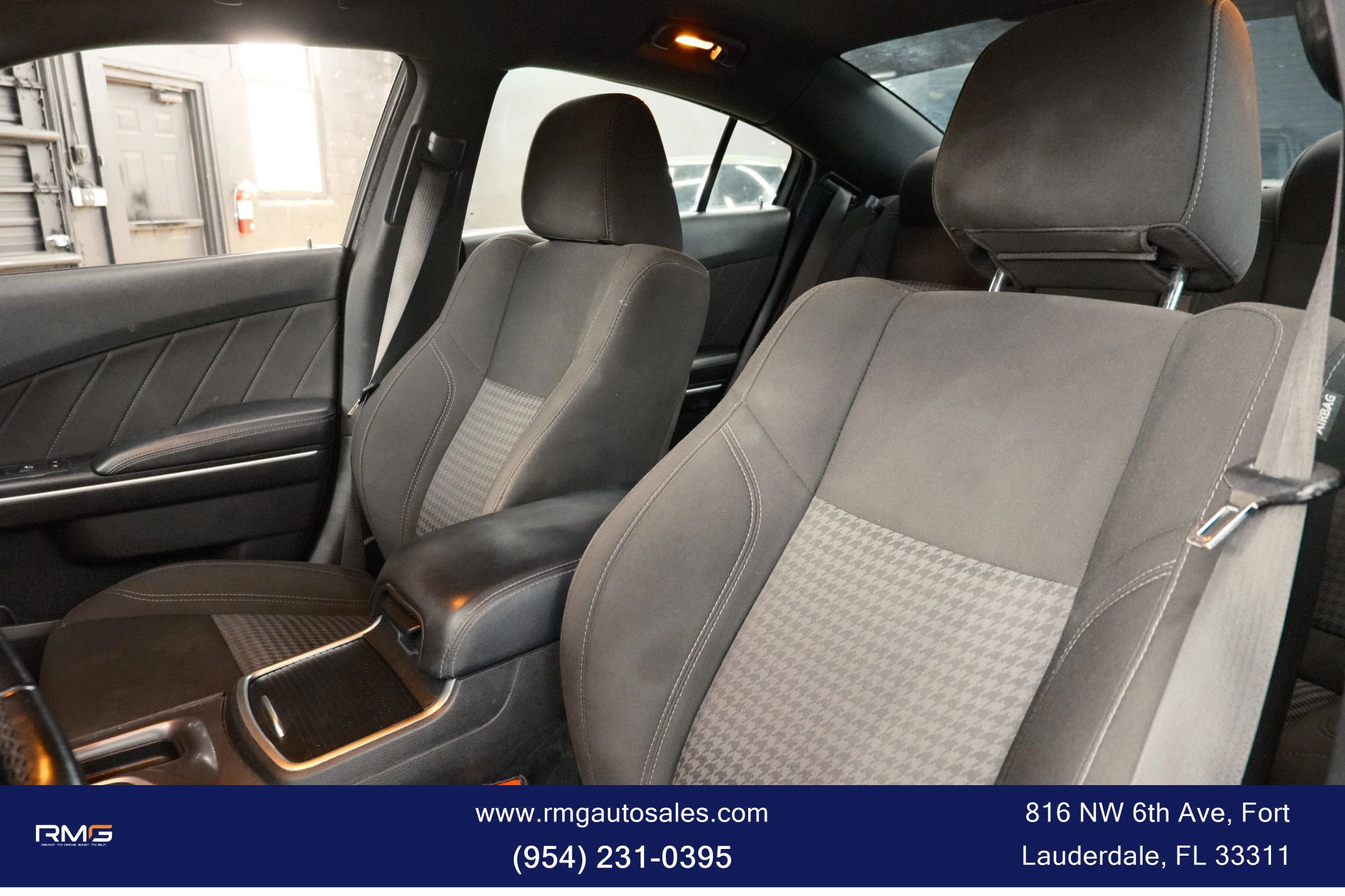Used 2023 Dodge Charger SXT RWD image 13